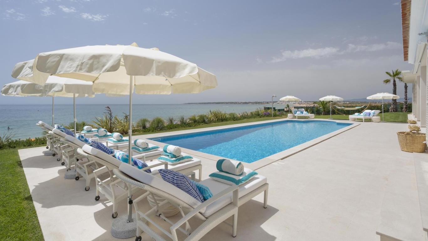 Hibiscus Beach Villa – Image 13