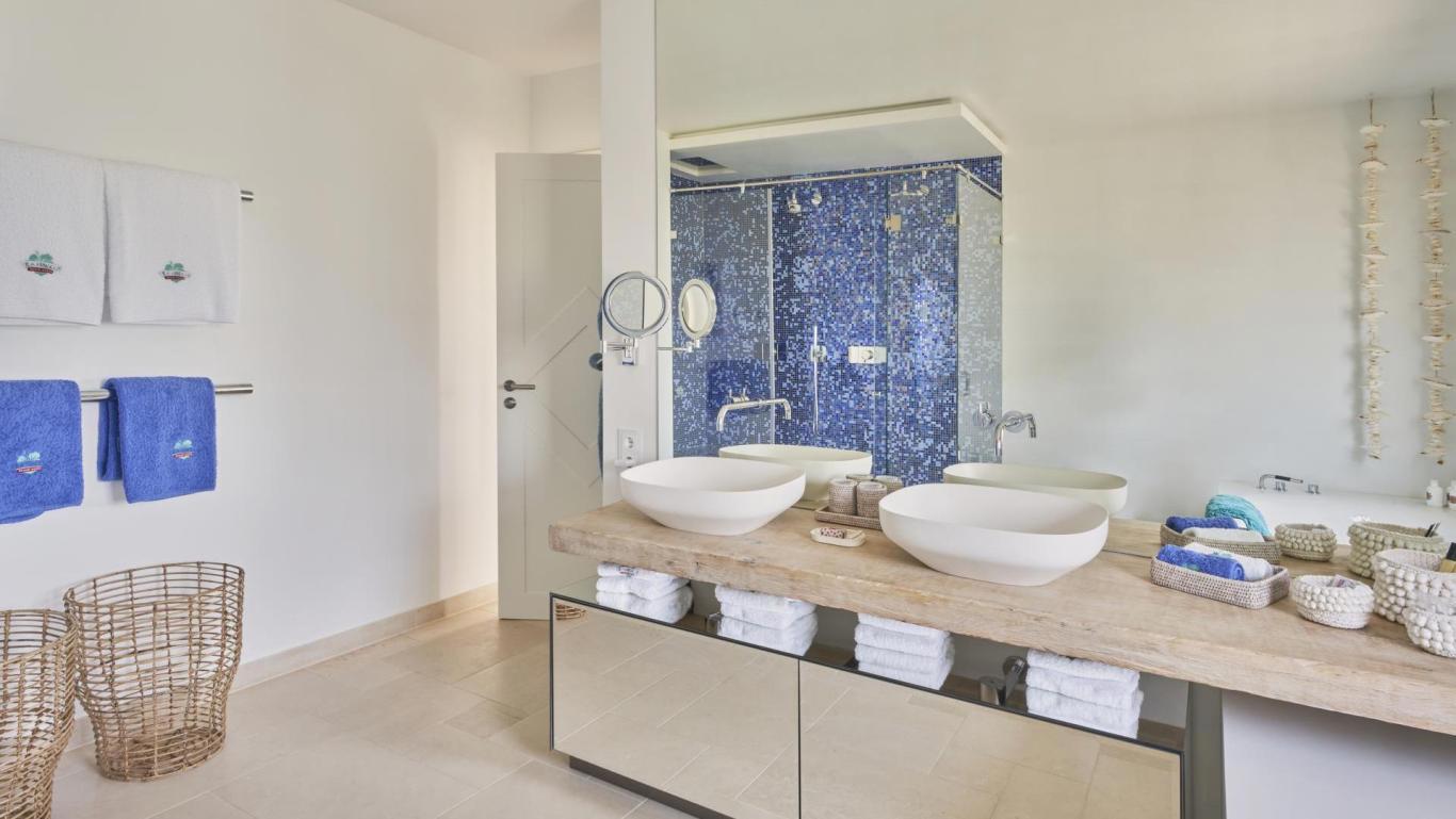 Hibiscus Beach Villa – Image 8